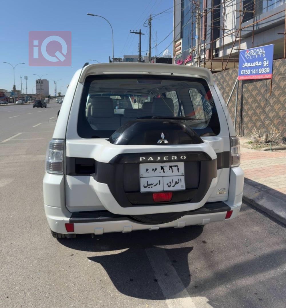 ميتسوبيشي باجيرو